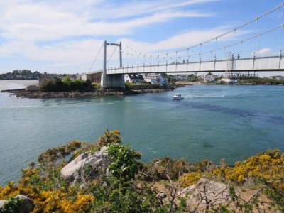 Le Pont Lorois au printemps