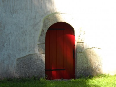 Porte de la chapelle
